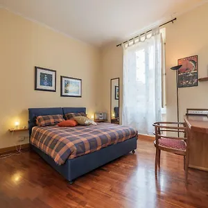 Domus Aurea & Colosseo Sweet Flat Rom