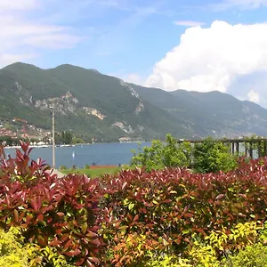 Luisa Al D'iseo Apartment