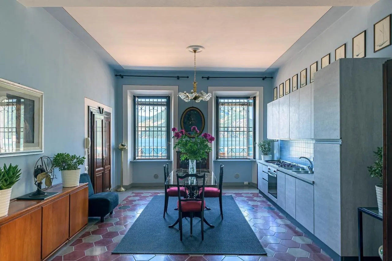 Residenza Di Prestigio In Riva Al Lago Marone Loft Holiday home