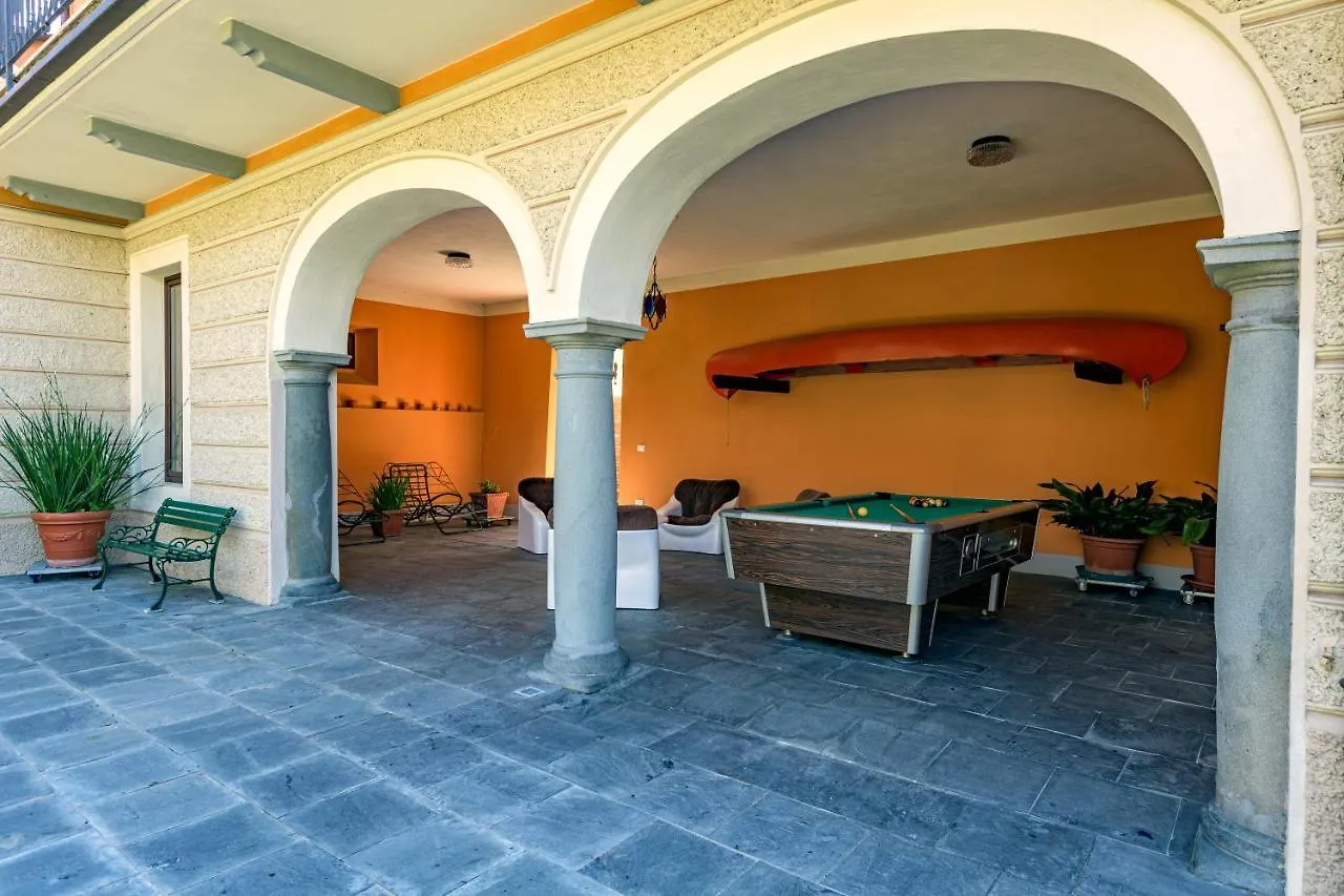 Holiday home Residenza Di Prestigio In Riva Al Lago Marone Loft Italy