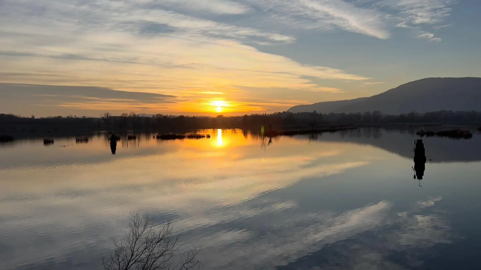 Holiday home Residenza Di Prestigio In Riva Al Lago Marone Loft